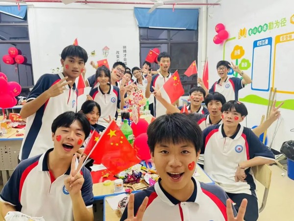 岳陽市江南通信職業(yè)技術學校有限公司,岳陽江南學校,岳陽江南通信學校,岳陽職業(yè)學校 岳陽市江南通信職業(yè)技術學校有限公司,岳陽江南學校,岳陽江南通信學校,岳陽職業(yè)學校